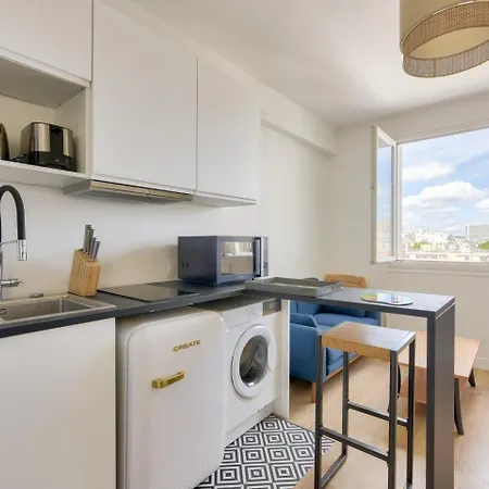 Apartment Splendide Proche De La Station Metro Lourmel Paris